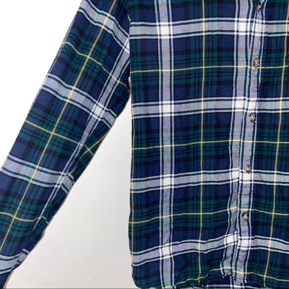 Men’s H&M Flannel‼️ - Picture 3 of 7